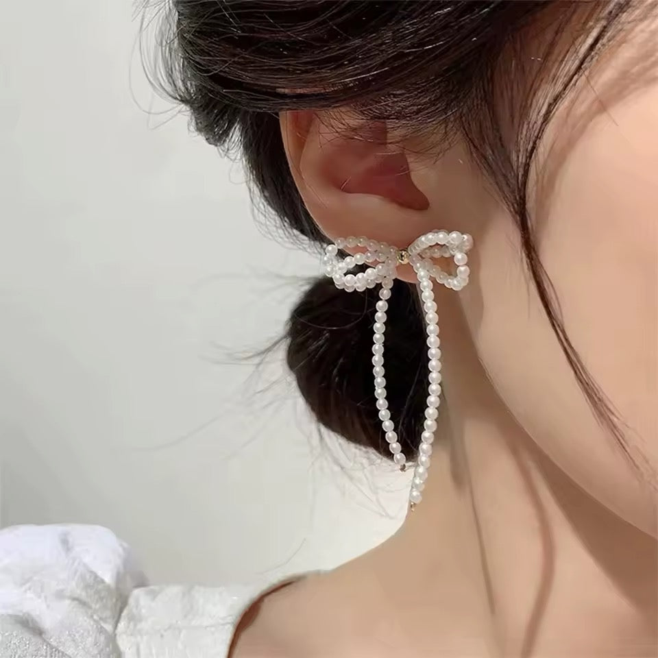 BOW earring